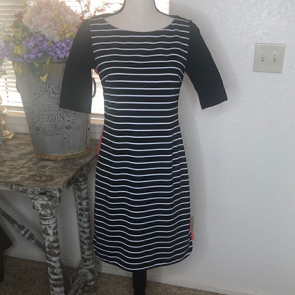 Eliza J Black, White and Red Knit Sheath Dress